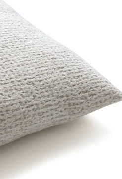 BeautiQ - Chic kussen 60x60cm in de kleur Crème - COCOmaison