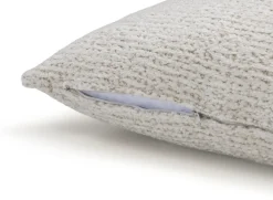 BeautiQ - Chic kussen 60x60cm in de kleur Crème - COCOmaison