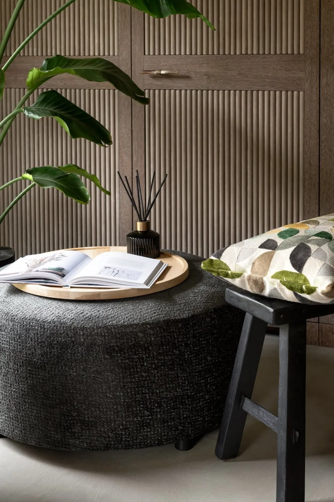 BeautiQ - Chic poef - rond 80 cm in de kleur Antraciet