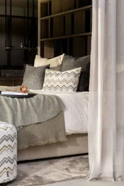 BeautiQ - Lush poef - rond 42 cm in de kleur Olijf - COCOmaison