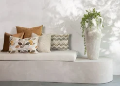 BeautiQ - Upper kussen 45x45cm in de kleur Crème - COCOmaison