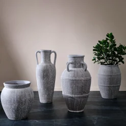 Braga vaas H75cm in de kleur Beige - COCOmaison