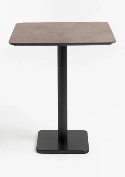 Brest bartafel stone rust (75x75cm) in kleur Zwart