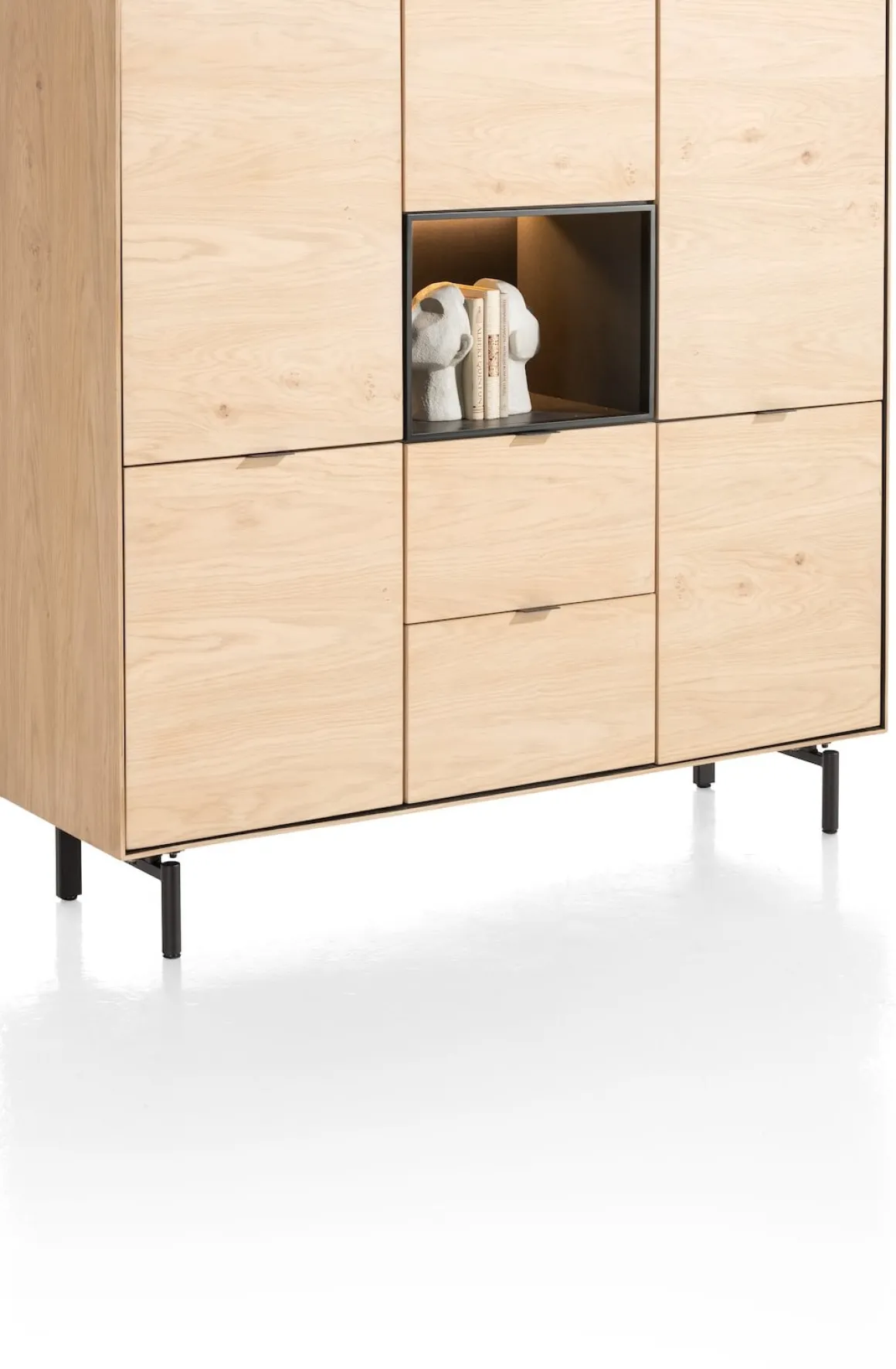 Elements, dressette 150 cm - 5-deuren + 2-laden + 1-niche + led incl. metalen poten - natural