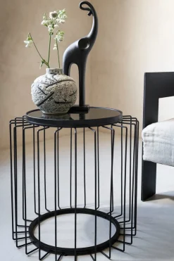 Elly beeld H39,5cm in de kleur Zwart - COCOmaison