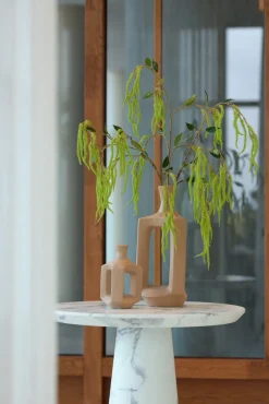 Jules vaas H21cm in kleur Beige shop je bij COCOmaison