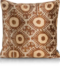 Marcel kussen 50x50cm in kleur Bruin shop je bij COCOmaison