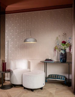 Roan poef maan (H44cm) in de kleur Creme - COCOmaison