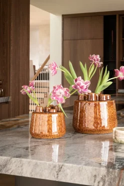 Safia vaas H15cm in de kleur Bruin - COCOmaison