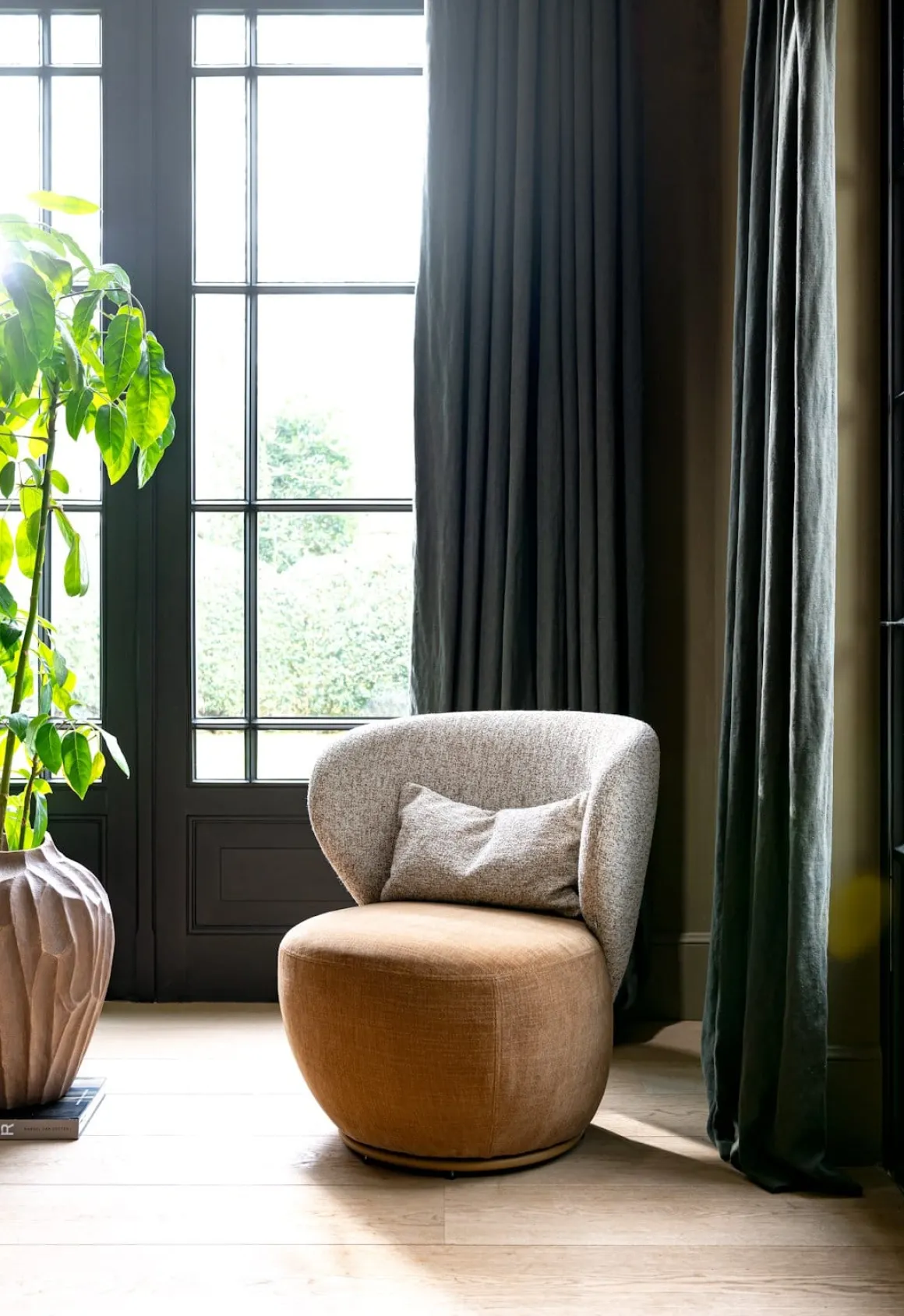 Solee fauteuil - draaibaar in de kleur Koper - XOOON