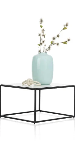 Stand Up bijzettafel in de kleur Zwart - COCOmaison