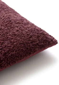 Teddy kussen 30x50cm in de kleur Rood - COCOmaison