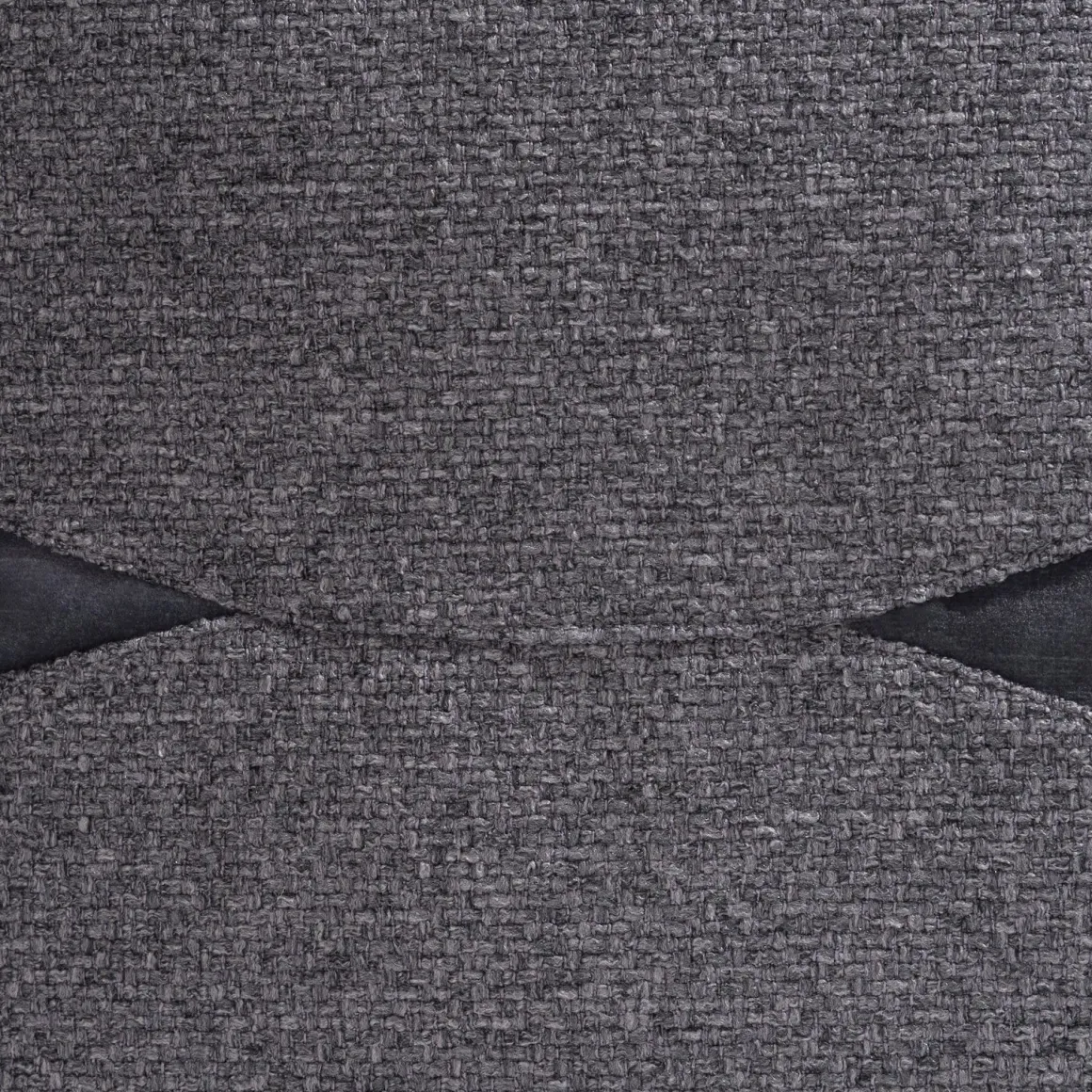 Timeless Aria kussen 45x45cm in de kleur Antraciet - COCOmaison