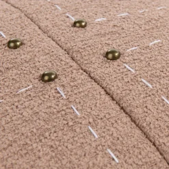 Timeless Avery kussen 50x50cm in de kleur Camel - COCOmaison