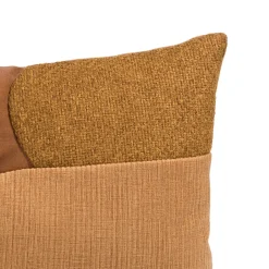 Timeless Scarlett kussen in de kleur Geel - COCOmaison