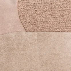 Timeless Scarlett kussen 30x50cm in de kleur Camel - COCOmaison