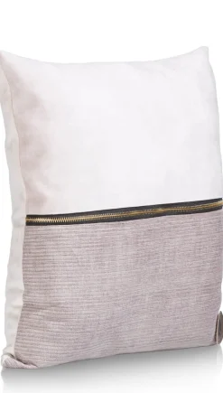 Timeless Sofia kussen 45x45cm in de kleur Beige - COCOmaison