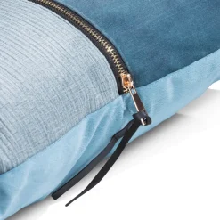 Timeless Sofia kussen 45x45cm in de kleur Blauw - COCOmaison