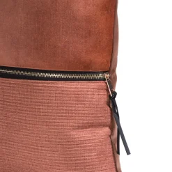 Timeless Sofia kussen 45x45cm in de kleur Koper - COCOmaison